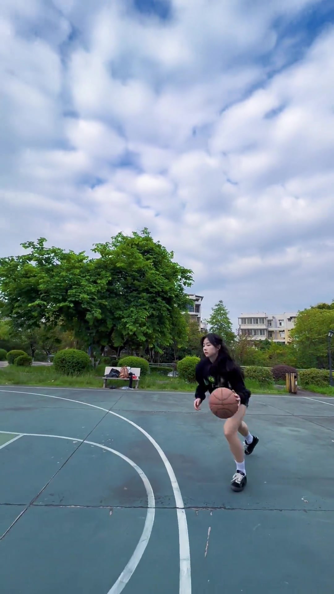 😍想和她打球，需要什么条件？